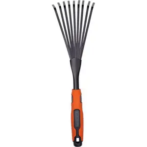 Ručni vrtni alat Black+Decker grabljice 38,8 cm